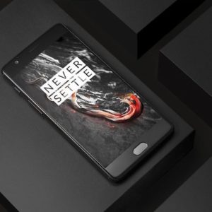 OnePlus dévoile le OnePlus 3T Midnight Black qui sera disponible sur Internet