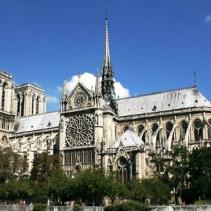 Notre-Dame de Paris : une numérisation de la cathédrale (au mm) pourra t-elle aider à la reconstruction ?