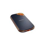 image produit SanDisk Portable SSD 2 To (Portable Externe NVMe SSD, des vitesses allant jusqu'à 800 Mo/s, Robust, Crochet en caoutchouc robuste, Updated Firmware) Gris