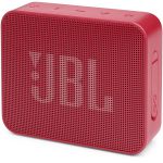image produit JBL GO Essential petite enceinte Bluetooth – Haut-parleur portable étanche pour les déplacements – Jusqu'à 5h de temps de lecture avec une seule charge de batterie – Rouge