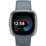 image produit Google Fitbit Versa 4 Montre connectée sport avec GPS intégré et jusqu’à 6 jours d’autonomie de batterie - compatible avec Android et iOS, Bleu cascade/aluminium platine