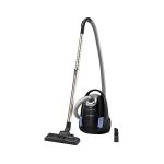 image produit Rowenta Aspirateur avec sac, Capacité 2.5 L, Haute efficacité, Compact, Léger, Maniable, Idéal pour les petites surfaces d'habitation, City Space, Noir et bleu YY5019FE