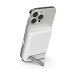 image produit Belkin Batterie externe sans fil magnétique 5000mAh, Chargeur portable compatible MagSafe et charge Pass-Through, sortie 7,5W, entrée 10W et béquille, Compatible avec les iPhone 15, 14, 13, 12, Blanc