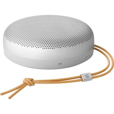 image Bang & Olufsen Beosound A1 (3e Génération) Enceinte Bluetooth Portable Étanche avec 3 Micros, certifiée Cradle to Cradle - Natural Aluminium
