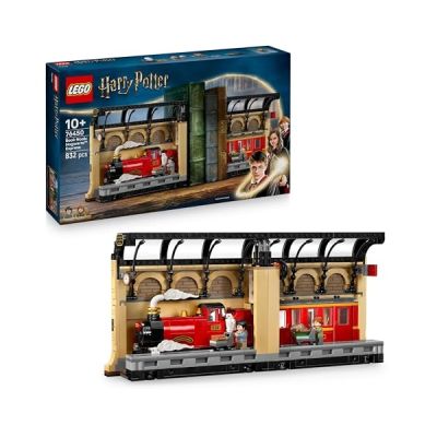 image LEGO Harry Potter Book Nook : Le Poudlard Express - Jeu de Construction avec Train - Ron Weasley, Figurines de Hedwige & Croûtard - Cadeau sur Le Monde des Sorciers - Garçon ou Fille dès 10 Ans 76450