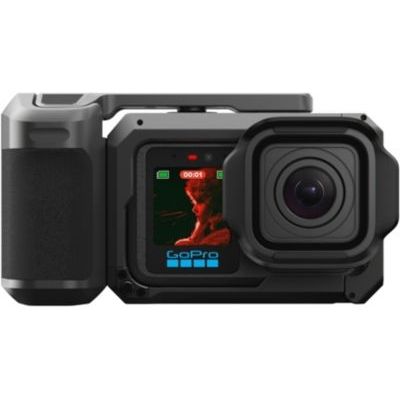 image GoPro Mission 1 Pro Grip Edition – Comprend la caméra Mission 1 Pro, Une poignée Point-and-Shoot, Une Batterie Rechargeable Enduro 2, Un Pare-Soleil Amovible, Un étui de Transport