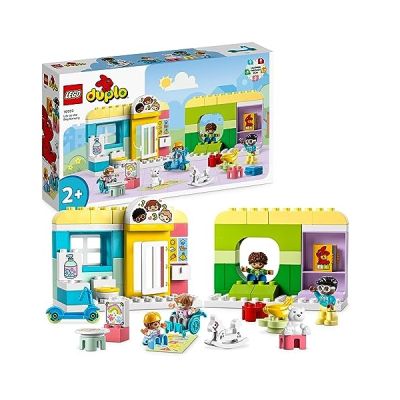 image LEGO Duplo Ma Ville La Vie à la Garderie, Jouet Éducatif pour Enfants dès 2 Ans, Jeu d'apprentissage avec Briques de Construction et 4 Figurines 10992