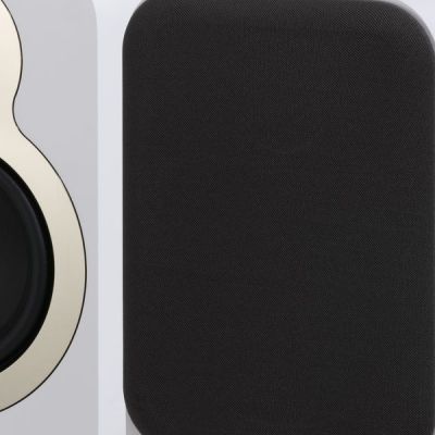 Enceintes bibliothèque Q Acoustics 3020C Blanc mat image Enceintes bibliothèque Q Acoustics 3020C Blanc mat