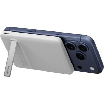 Belkin BoostCharge Slim Batterie Externe Magnétique 5K Et Béquille - Blanc | Chargeur Portable Sans Fil Qi2 5K, Anneau Magnétique Et Port USB-C, Chargeur Préchargé, Léger, Câble Inclus, Design Portable