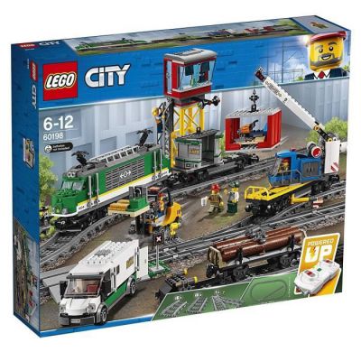 image LEGO City - Le train de marchandises télécommandé - 60198 - Jeu de Construction