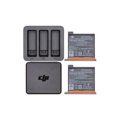 image DJI Osmo Action Part 3 Kit de Charge - Station de Charge pour Osmo Action, 2 Batteries + 2 Boitiers pour Batterie Inclus, Accessoire pour Osmo Action, Recharge de l'Osmo Action