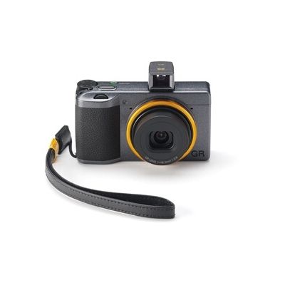 image Kit Spécial limité RICOH GR III Street Edition avec Boîtier Gris Métallisé et Bague Jaune Orangé - Dragonne Exclusive en Cuir Véritable GS-2 SE et Viseur GV-2 SE Inclus - L'instantané Ultime