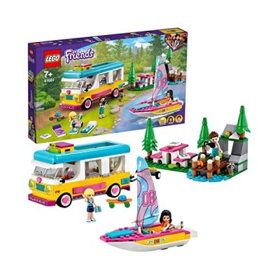 image LEGO 41681 Friends Friends Le Camping-Car et Le Voilier de la Forêt, Jouet d’Aventure avec Bateau et Figurine Raton-Laveur, pour Filles et Garçons