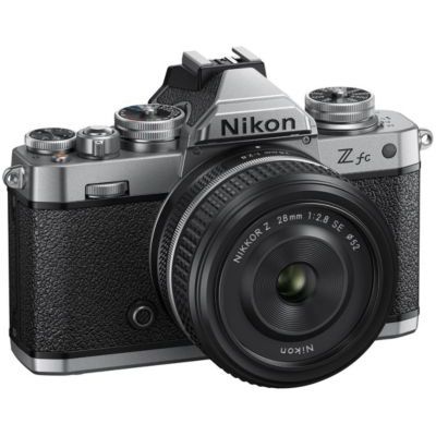 image NIKON KIT Z fc + NIKKOR Z DX 28mm f/2.8 SE, appareil photo hybride capteur DX (20,9 MP, 4K/30p, rafale 11 i/s, écran tactile orientable)