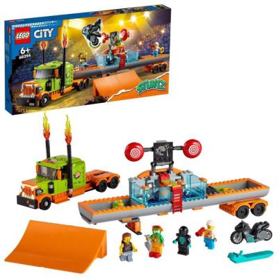image LEGO 60294 City Stuntz Le Camion de Spectacle des cascadeurs