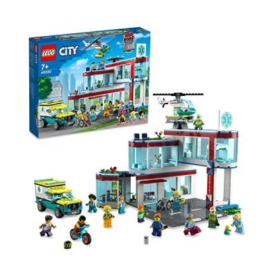 image LEGO 60330 City L’Hôpital, Set de Construction, Jouet Camion d’Ambulance, Hélicoptère et 12 Minifigurines, pour Garçons et Filles Dès 7 Ans