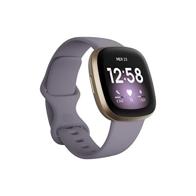 image Fitbit Versa 3, la montre connectée santé et sport avec un abonnement de 6 mois à Fitbit Premium inclus, GPS intégré, score d’aptitude quotidienne et jusqu’à 6 jours d’autonomie de batterie